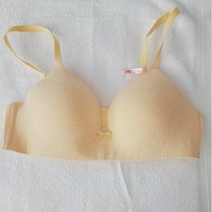 La Vie En Rose 36C Wireless Jersey Knit bra- NWOT